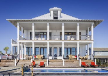 Are HOA fees tax-deductible in the U.S.?